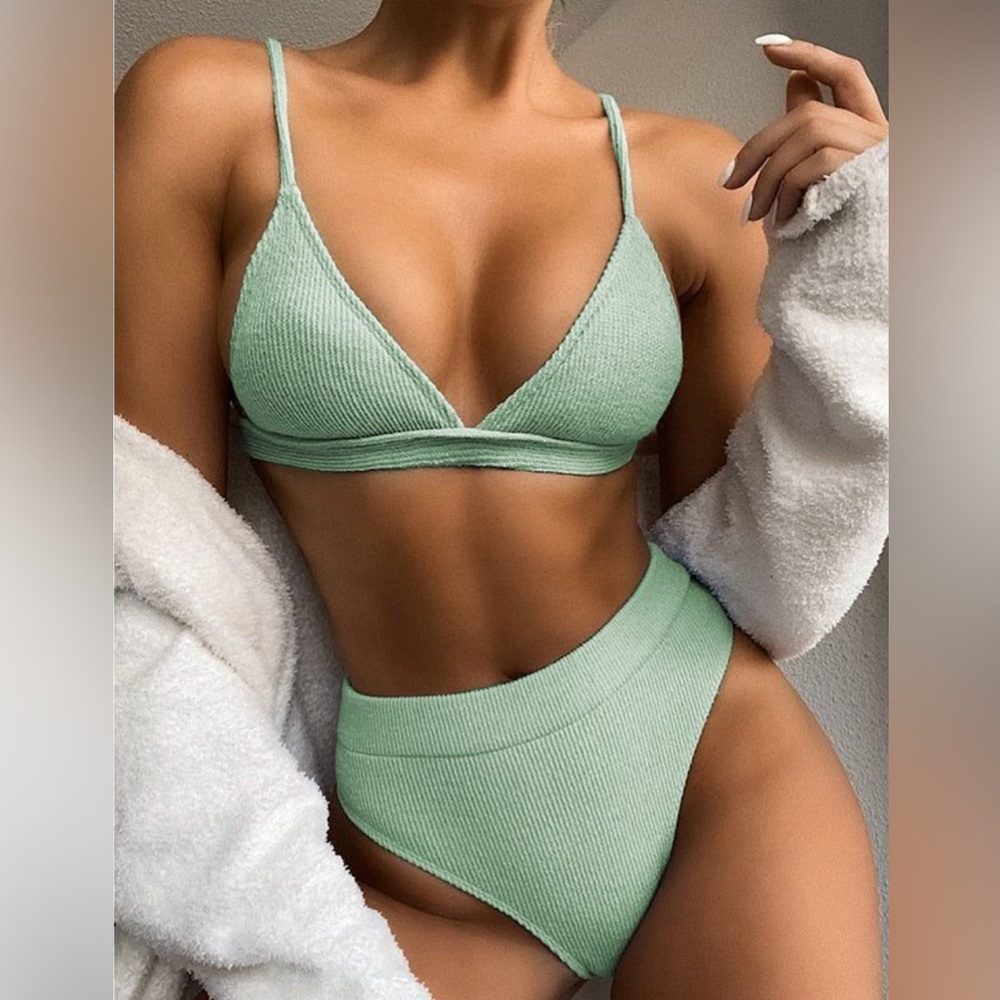 Mermaid Way Lara Rib High Waist Triangle Bikini